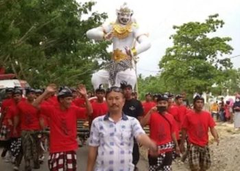 Desa Alosika Konawe Gelaor Acara Ogoh-Ogoh